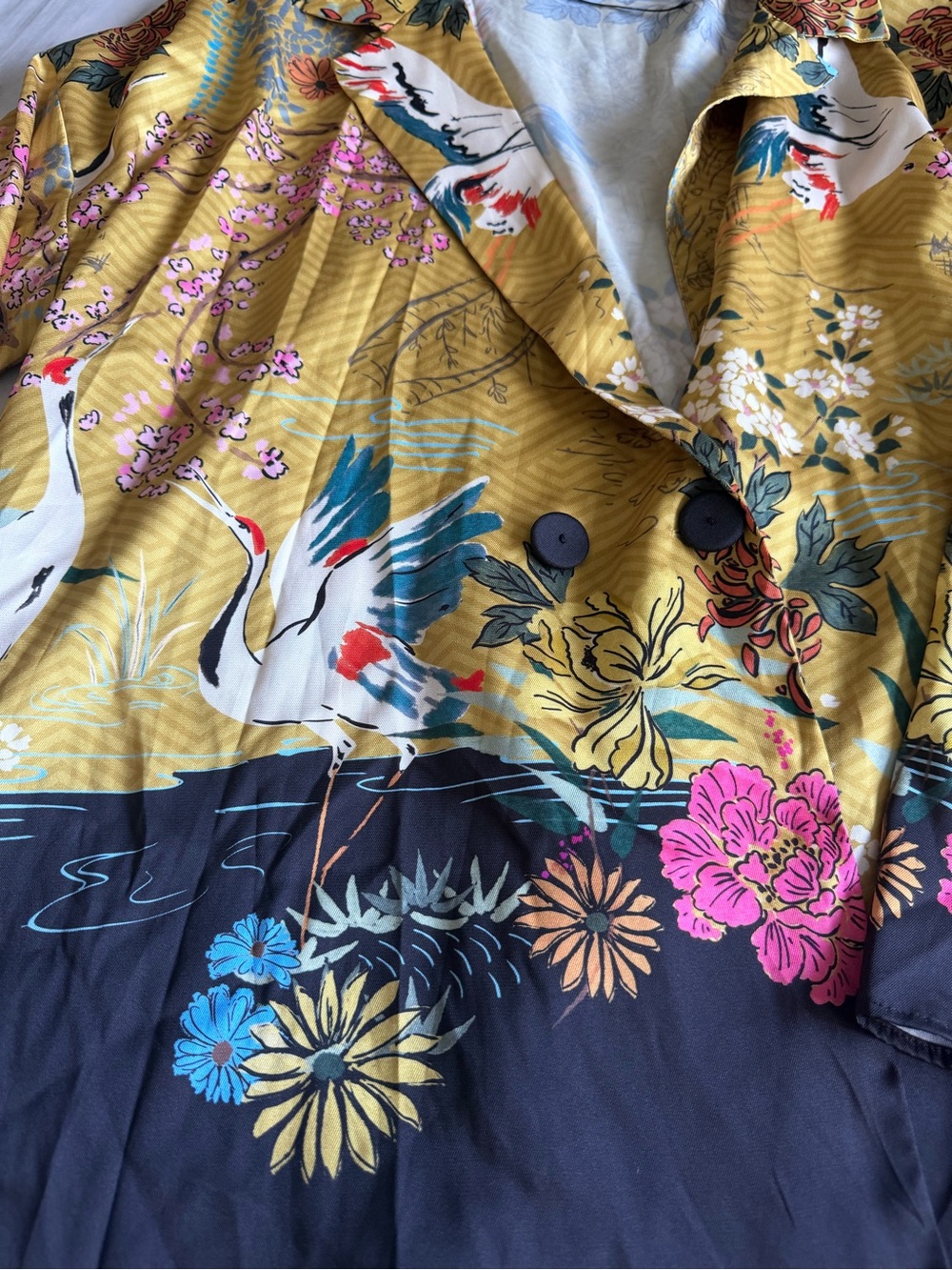 ZARA Women’s Satin Kimono Blazer Golden Floral Crane Print * No Belt *  EUC XL - Picture 4 of 5